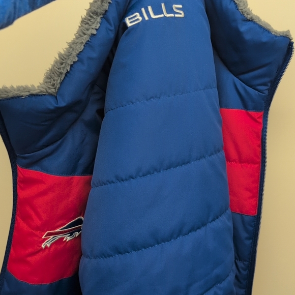 Buffalo Bills vest - Picture 2 of 4